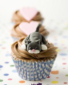 754485f963c0c7dc6f21f1cd92b40aab--cupcakes-kids-kitty-cupcakes