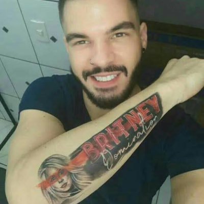 iYyQgkKt_400x400